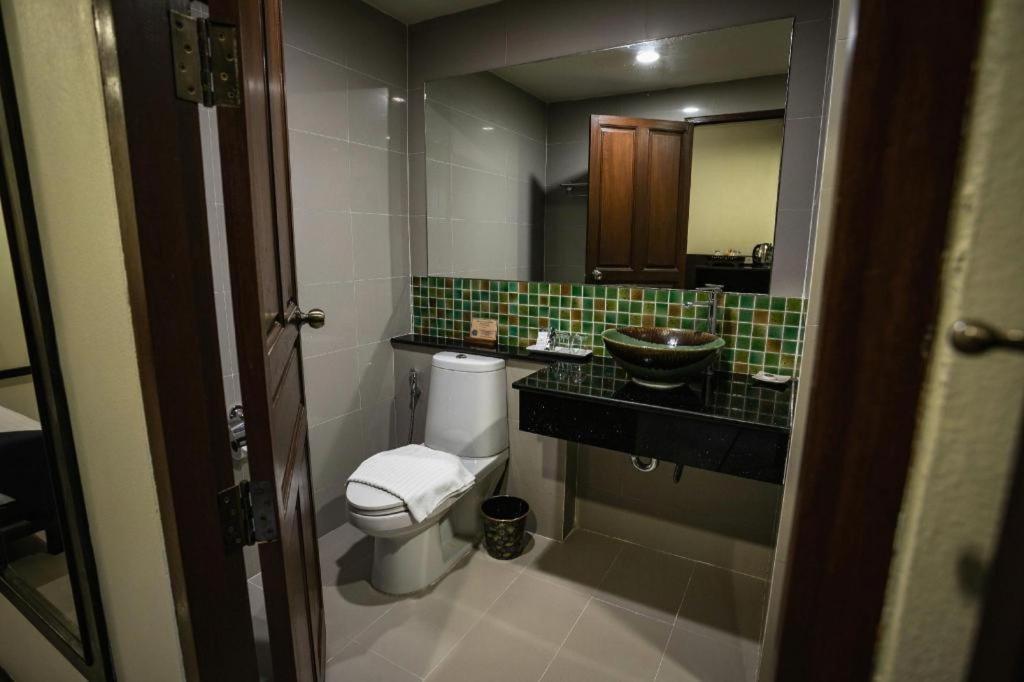 Wiangkaew Hotel Нан Екстер'єр фото