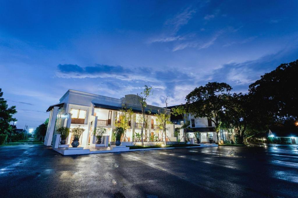 Wiangkaew Hotel Нан Екстер'єр фото